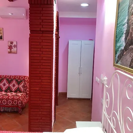 Teodora 3*